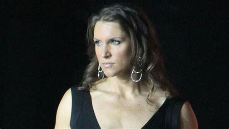 stephanie mcmahon boobs exposed|Stephanie McMahon Talks Wardrobe Malfunction On WWE。